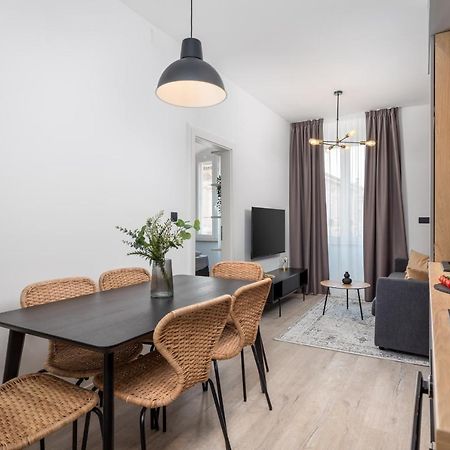 רייקה Apartments Diego מראה חיצוני תמונה