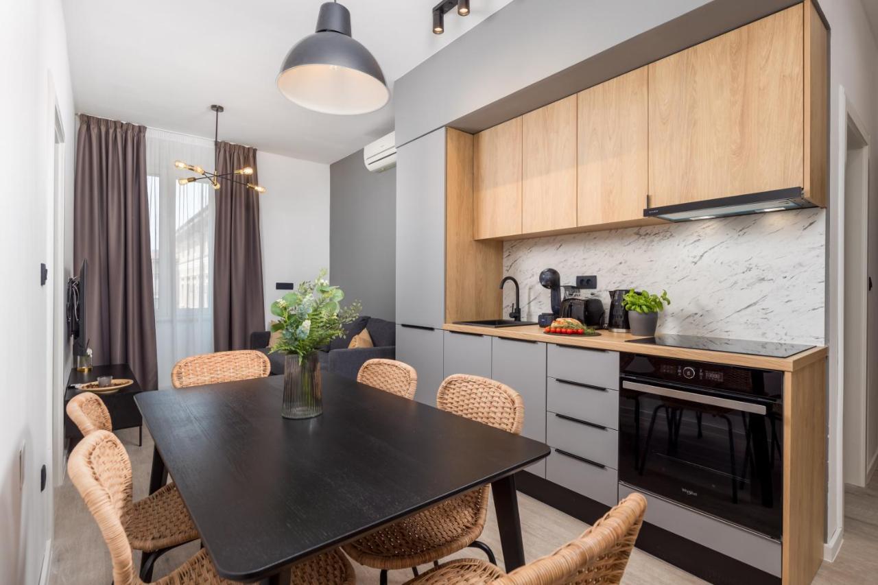 רייקה Apartments Diego מראה חיצוני תמונה
